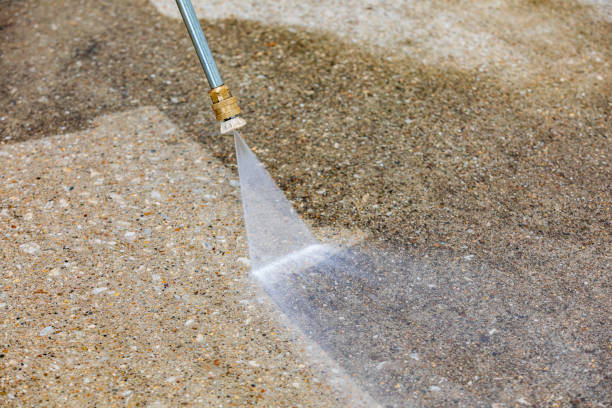 Best Pool Deck Cleaning  in Andrews, IN